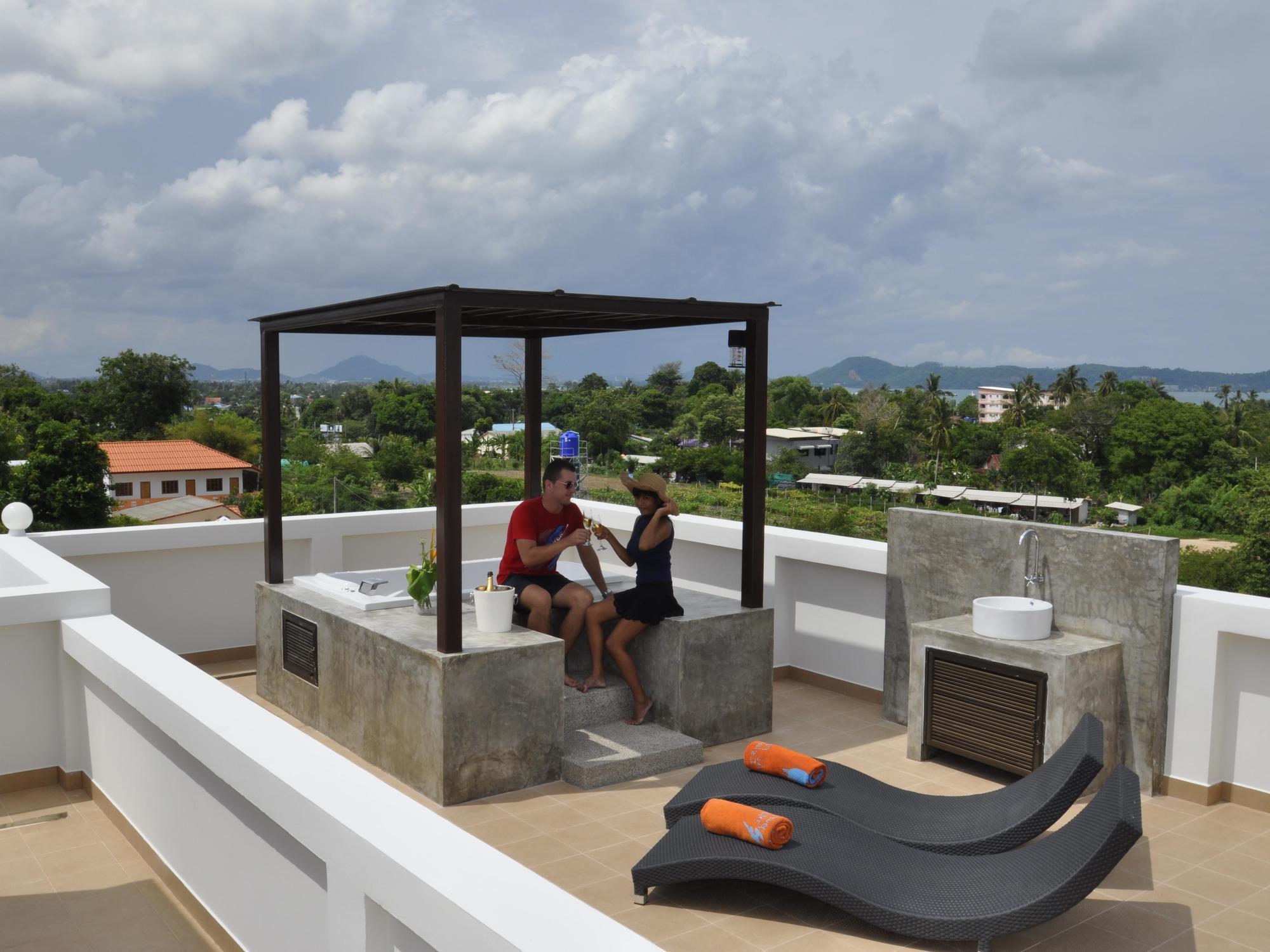 Duangjai Residence - SHA Extra Plus Rawai Exterior foto