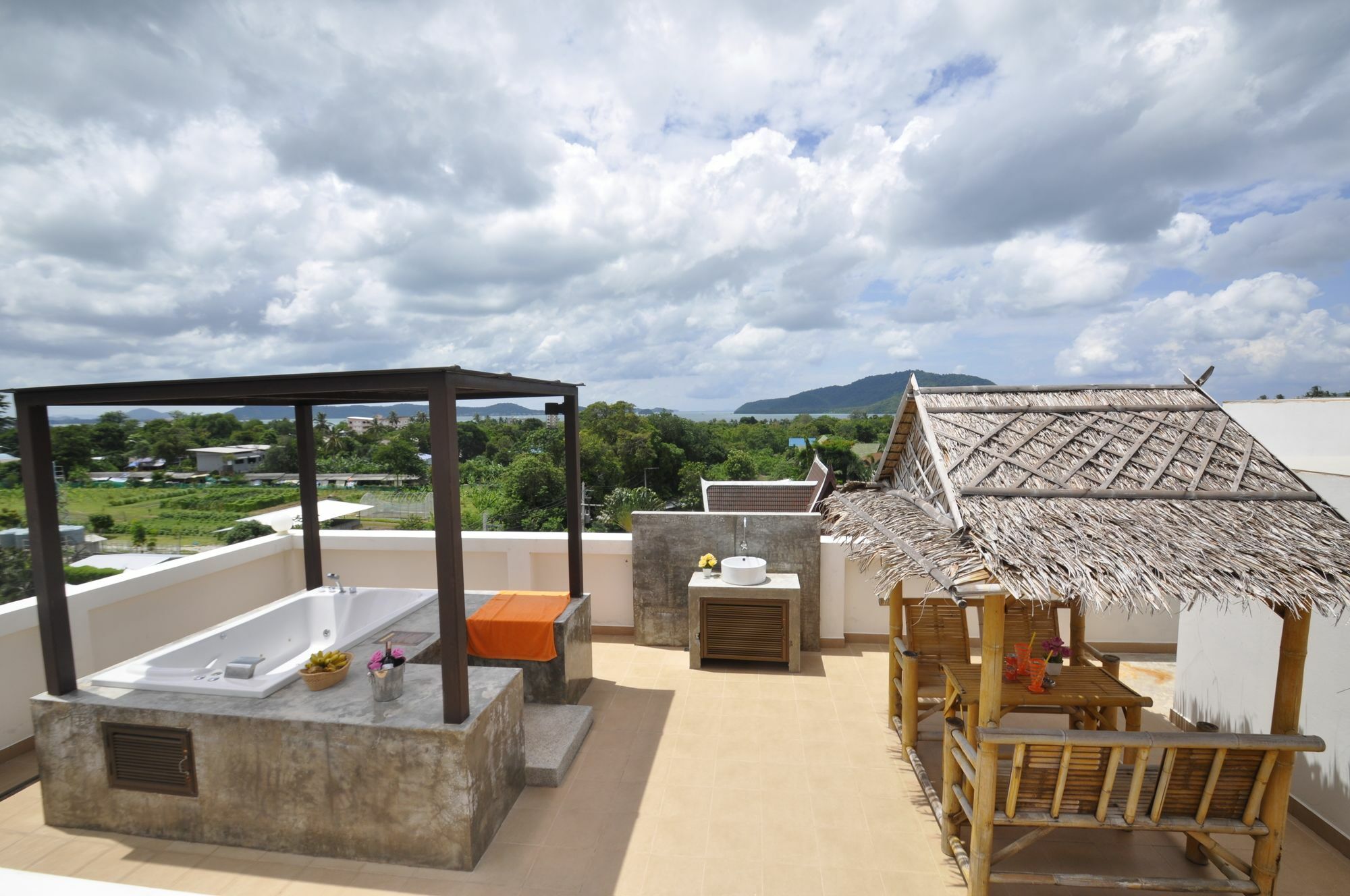 Duangjai Residence - SHA Extra Plus Rawai Exterior foto